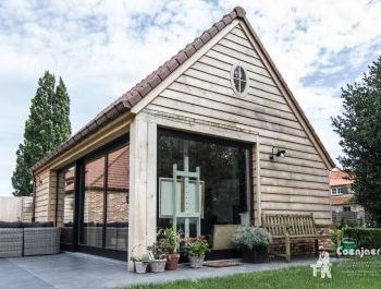 Houten bijgebouwen poolhouse seniorenwoning